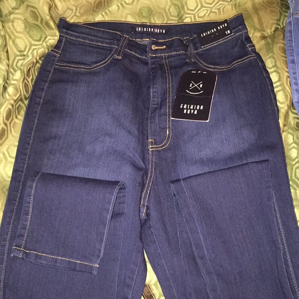 Fashion nova classic mid rise skinny jeans